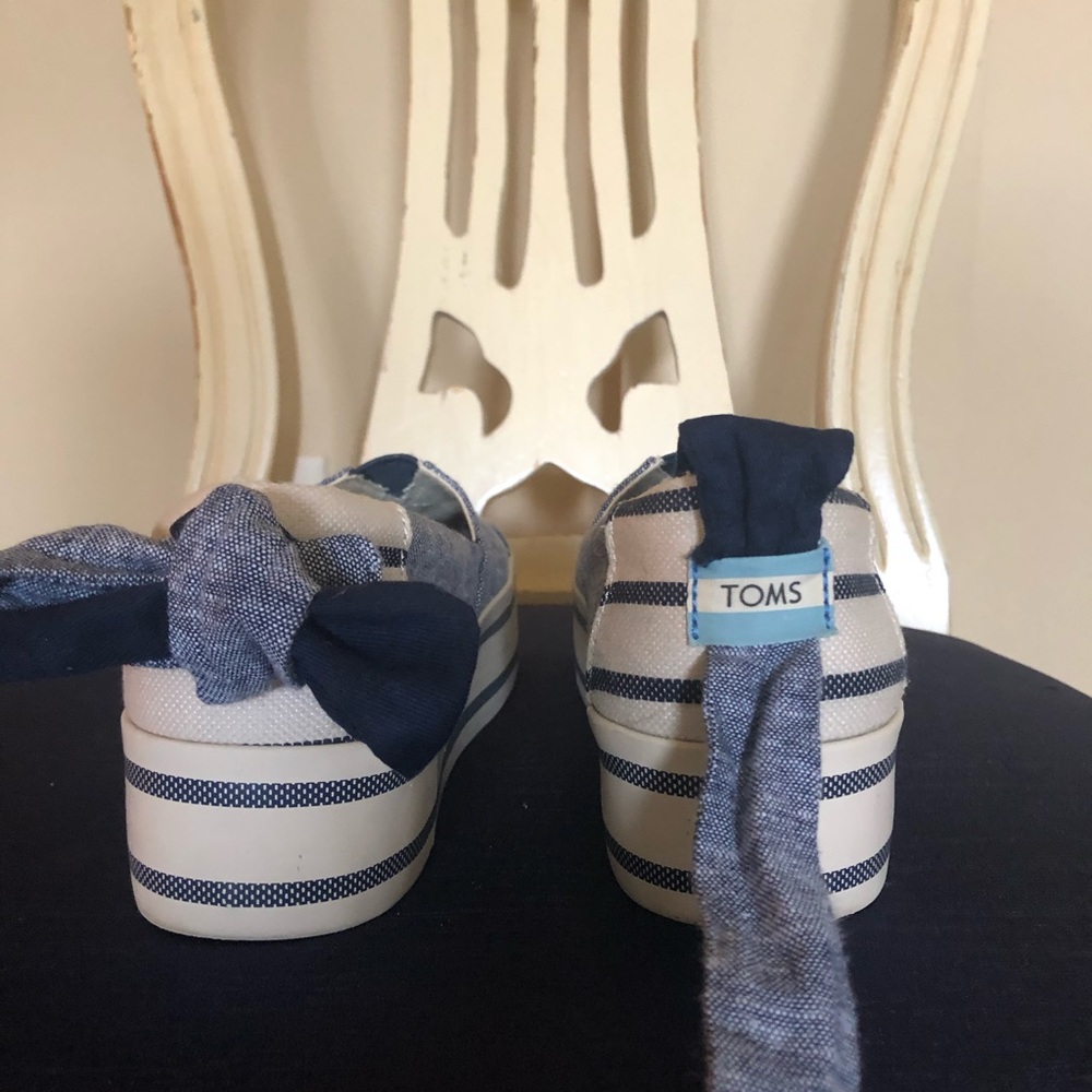 Toms Slip ons - Picture 5 of 7